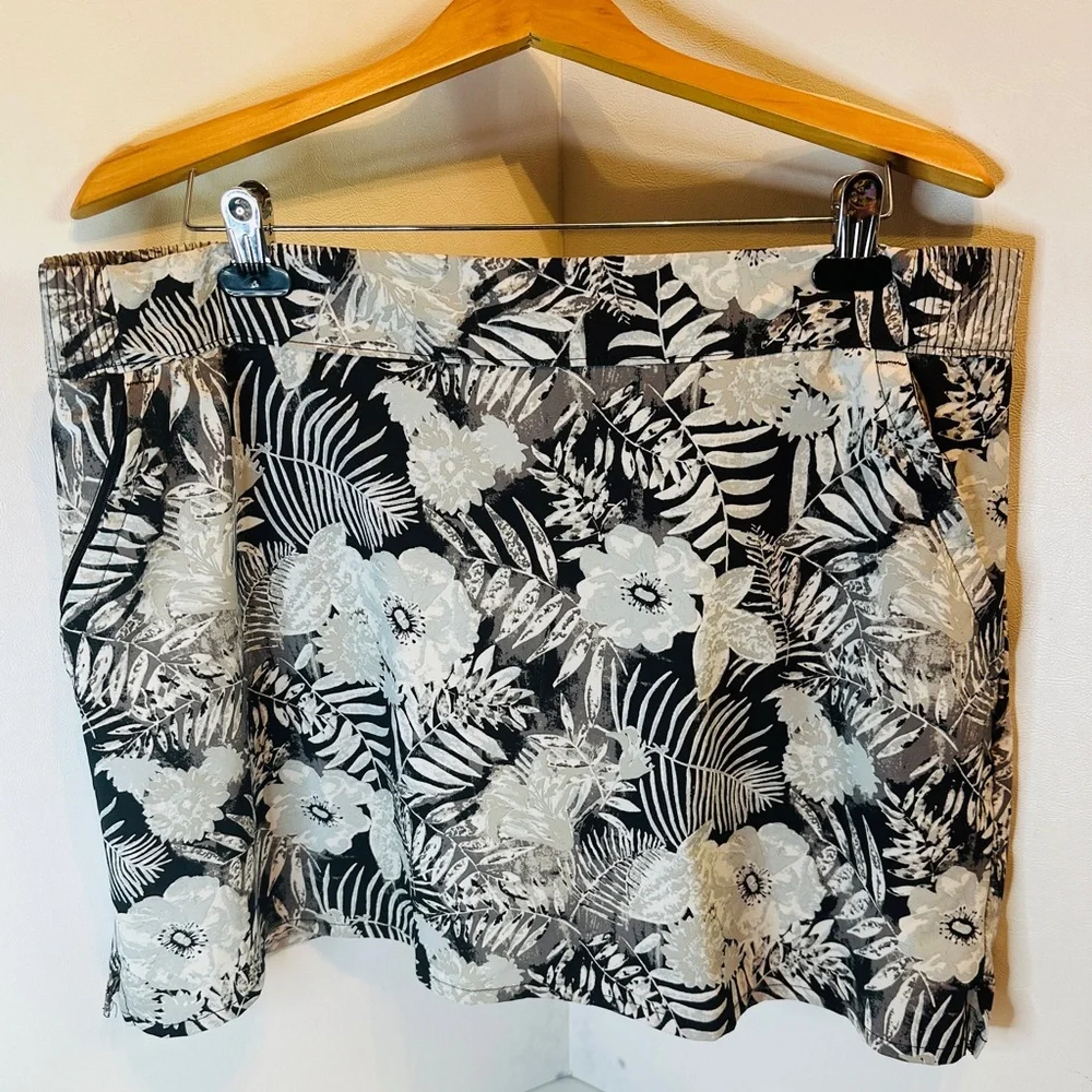 Women’s COLUMBIA PFG Sun Drifter Floral Skort Stretch Tropical Sz XL
